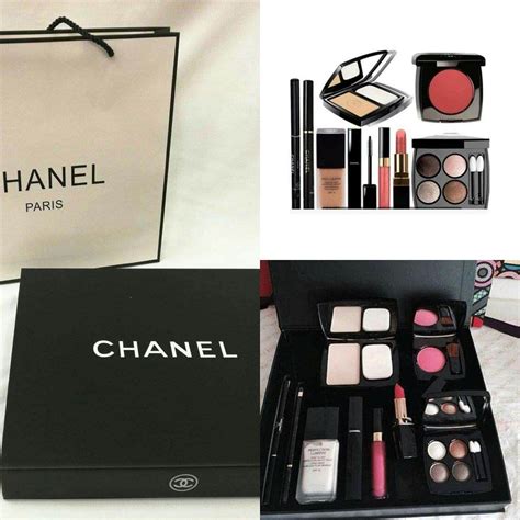 Chanel makeup accessories